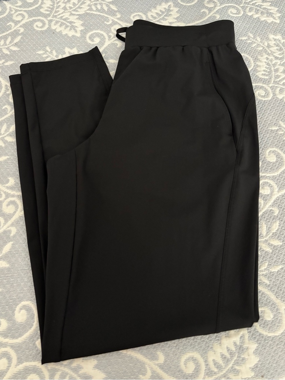 STYLUS Black High-Rise Performance Leggings